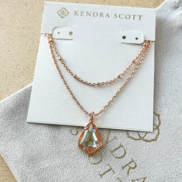 NEW Kendra Scott Rose Gold Blush Dichroic Glass Cory Necklace - Picture 1 of 3